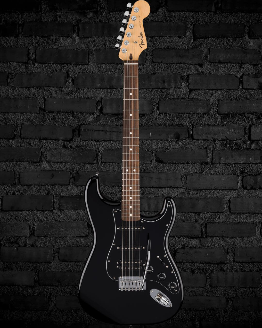 Fender Standard Stratocaster HSS- Black